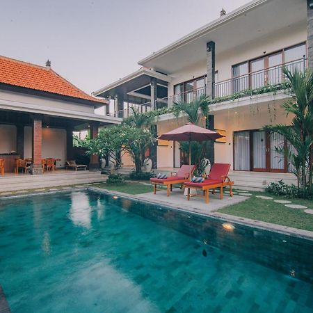 Cucukan Beach Guest House Payangan Kültér fotó